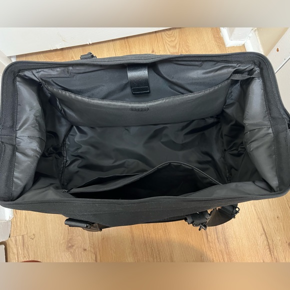 BEIS The Weekender Travel Bag - Picture 3 of 5